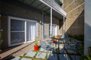 ELIVAAS 3 BHK with Garden & Scenic Views - Alpenglow - Kasauli - 4