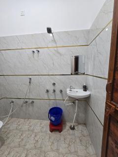 Hotel Siddhi Palace, Ayodhya Near Ram Mandir - Ayodhya - 3