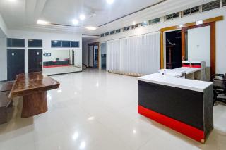 RedDoorz at RRR Guesthouse Mataram - Cakranegara - 4