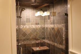 The Apartment at the Slopeside Estate House - Ski On Ski Off, Hot Tub, Mountain Views - Killington - 1