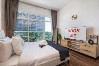 Calm Studio Apartment Right by the Golf Courses in Sports City - 3
