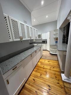 Everly4 Guest Apartment - 3