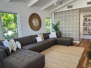 Luxury Beach House - 7