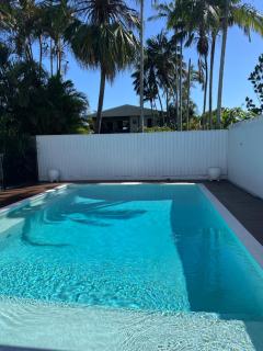 Luxury Beach House - 9