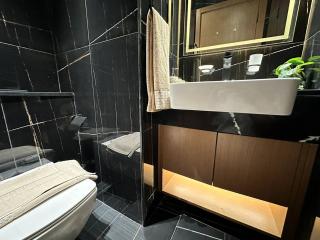 Gorgeous 1br Apt In Jvc - 4