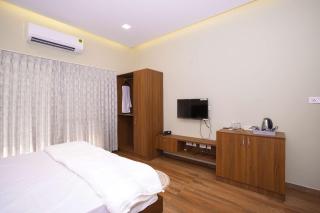 Kalpavana resort - - 9