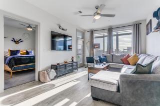 San Antonio TX Condo on Riverwalk w King Ste,Pets - 7