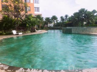 Comfort Studio Cervino Village Apartment near Casablanca By Travelio - Jakarta - 1
