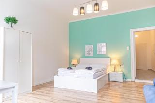 Affordable 1BR Apt Central Located in Vienna - Wenen - 0