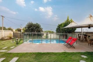 The JhilMil Paradise 6 BHK Villa 3 Pvt Pool Pvt lawn - Sarjāpur - 8