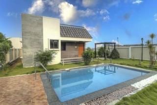 The JhilMil Paradise 6 BHK Villa 3 Pvt Pool Pvt lawn - Sarjāpur - 3