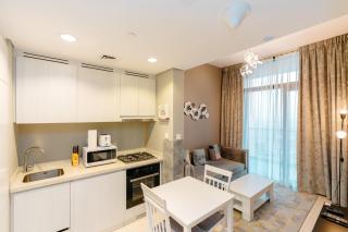 Layali - Elegant 1BR with Balcony & Canal Views - 1