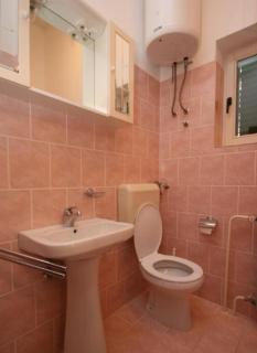Apartments 150 meters from the sea - By TA Leut Agency - Turanj - 4