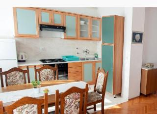 Apartments in Turanj 150 meters from the sea - By TA Leut Agency - 2