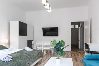 Lovely 2BR Apt with Ideal Location - Wenen - 1