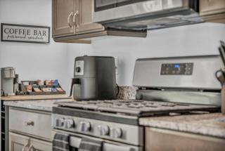 The Modern Gem - Sparkling New Villa - 5