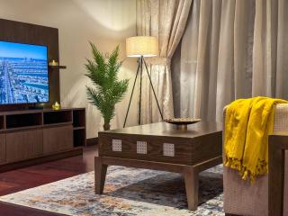 Picture-Perfect 2BR apartment with Burj View - 4