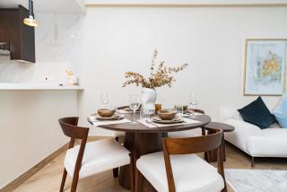 Elegant 2BR Suite in One Residence, Al Wasl - Ahlan HH - Dubai - 1