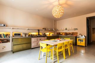 Grand Georgian Townhouse with Garden - 8