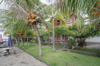 Rommeo Inn Lovina Mitra RedDoorz - 1