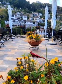 Alsara Guesthouse - Gjirokastër - 4