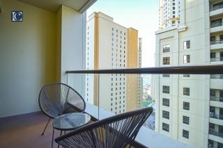 Luxury Escapes - Elegant 3 Bedroom plus Maids Room Apartment in JBR - Dubai - 2