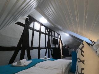 Stilvolle Altbauwohnung, Apartment Schlaf & gut - Höhr-Grenzhausen - 4