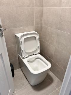 Park Street Accommodation Room 6 - 1