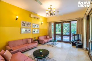 StayVista at The Manvi Estate - Pool, WiFi & Bonfire - 6
