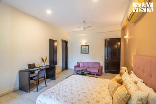 StayVista at The Manvi Estate - Pool, WiFi & Bonfire - 3