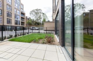Large Modern 1 Bed Apartment London Canary Wharf with Great Transport links - Londra - 6
