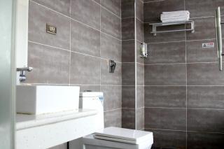 Wudangshan Daohe Inn - 6