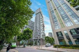 Large Modern 1 Bed Apartment London Canary Wharf with Great Transport links - Londra - 1