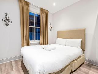 Pass the Keys Top Floor Chelsea Harbour Apartment - Londra - 6