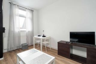 Wyjątkowe Jasne Studio w Centrum Poznania by Noclegi Renters - Posen - 7
