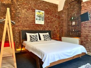 Historical Flat Close to İstiklal Avenue - 9