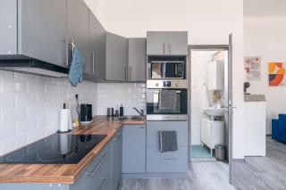 Hero's Haven Apartment - Budapest - 6