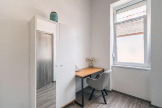Hero's Haven Apartment - Budapest - 5