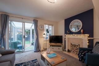 Stylish Beverley Home with Private Parking - 3