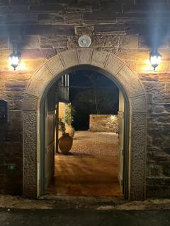 Pietra Rossa - Chios - 6