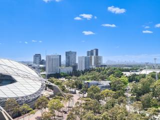 Olympic Park Escape 2BR w Gym, Pool & Free Parking - Sidney - 4