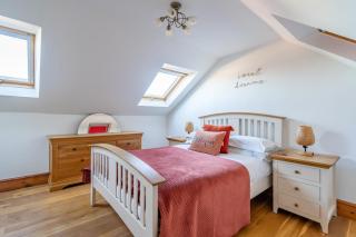 32 White Cross Road - 3