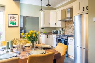 32 White Cross Road - 2