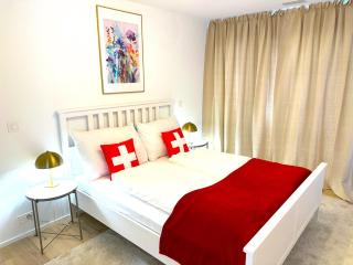 SwissHut Modern 5min Interlaken West Station - Apart. Rugen 2 - 1