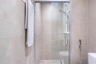 STAY BY LATINEM Luxury 1BR Holiday Home CV A2807 near Dubai Mall - Dubai - 3