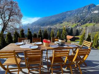 SwissHut Modern Chalet with Spa - Chalet Beunden - Beatenberg - 5