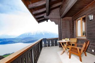 Concierge, Lake Thun/Alps Scenic Views by SwissHut - 2