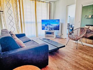 Modern Apartment & Parking - Villeurbanne - 6