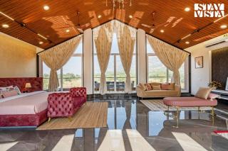StayVista at The Grand Crest - Presidential Suite - Karjat - 1