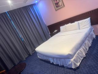 فندق النزهة بلس -Alnuzha Plus Hotel - Az Zāhir - 9